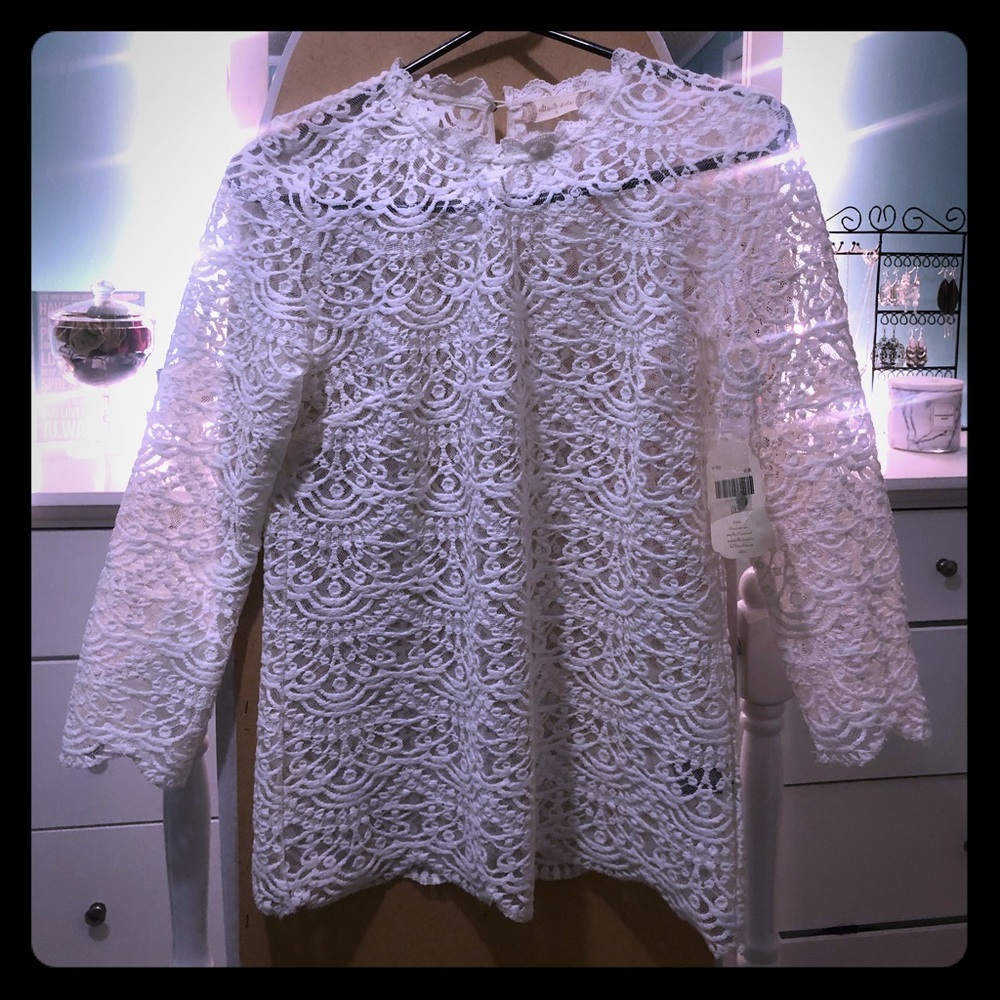 White lace top